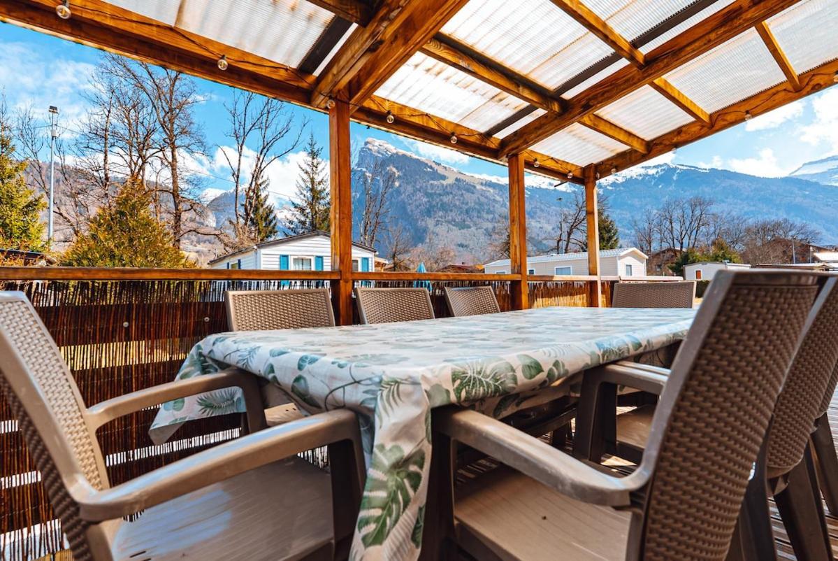 Bungalow 3 Chambres Pour 6 Pers Avec Climatisation Camping 3 Etoiles Samoëns Kültér fotó